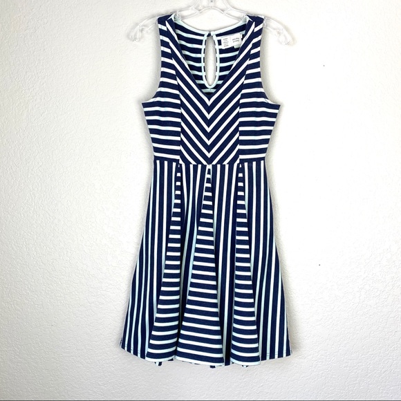 Anthropologie Dresses & Skirts - ANTHROPOLOGIE Saturday Sunday Fit & Flare Dress XS